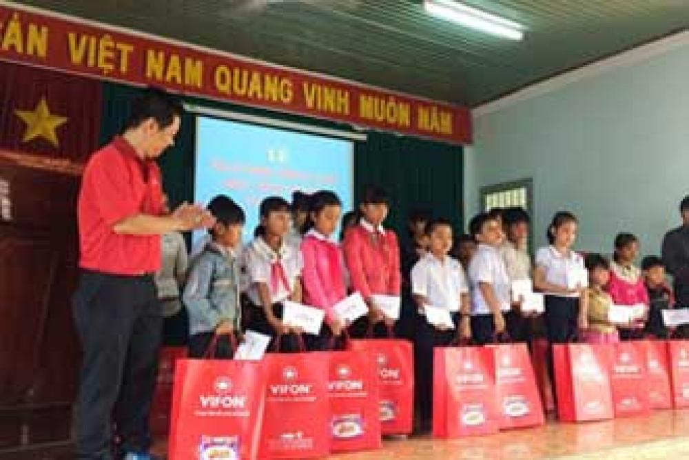 VIFON HÒA CHUNG DÒNG CHẢY “GỬI YÊU THƯƠNG VỀ VÙNG LŨ MIỀN TRUNG”