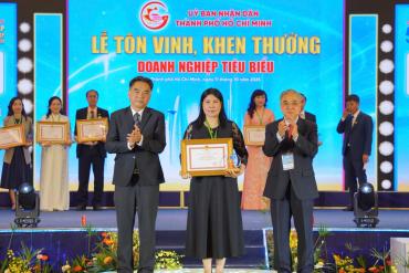 VIFON lần thứ 6 đạt danh hiệu “Doanh nghiệp tiêu biểu TP.HCM”