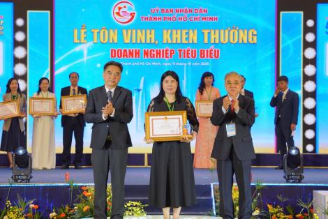 VIFON lần thứ 6 đạt danh hiệu “Doanh nghiệp tiêu biểu TP.HCM”