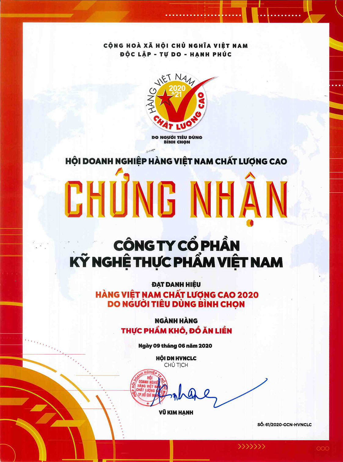 2.2.chung-nhan-HVNCLC-do-nguoi-tieu-dung-binh-chon-2020-21